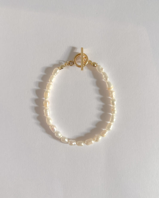 The Pearl Bracelet 02.