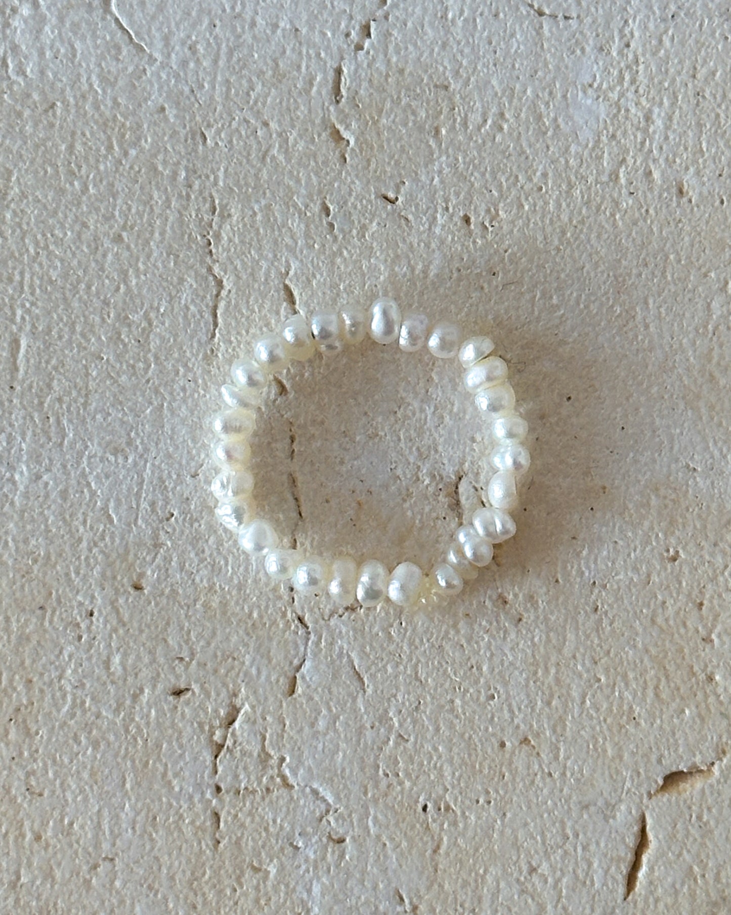 The Pearl Ring 02.