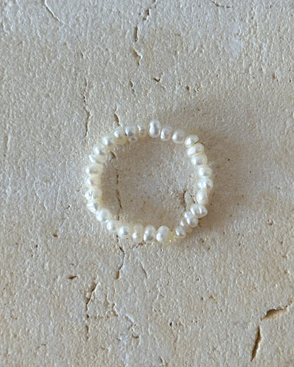 The Pearl Ring 02.