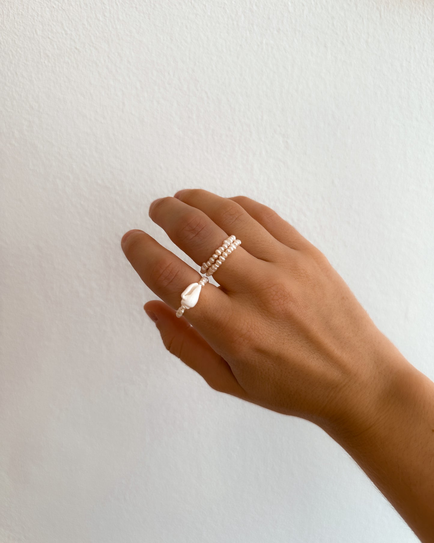 The Pearl Ring 02.