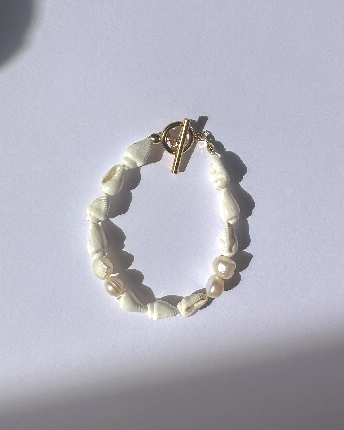 The Shell Bracelet