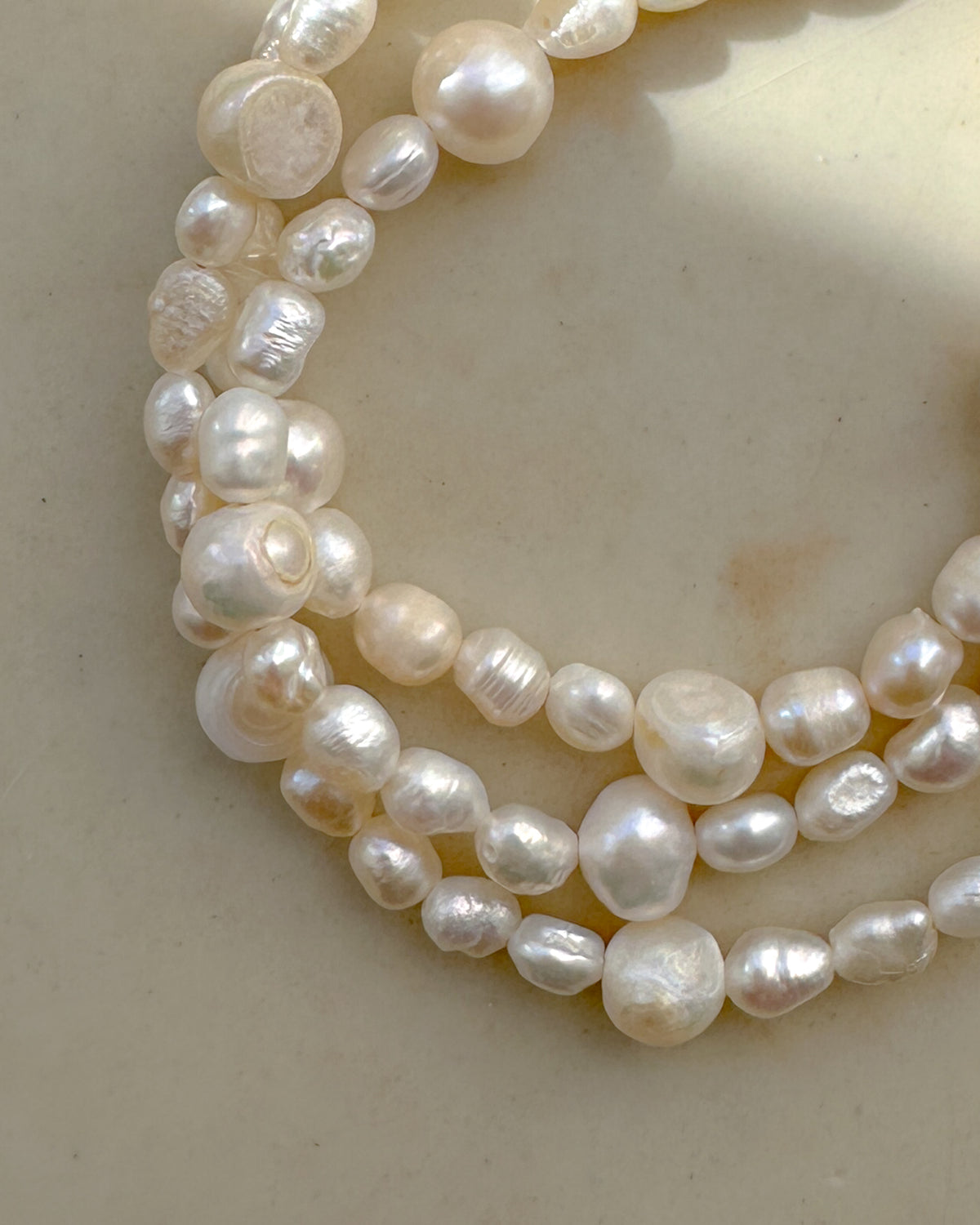 Pearl Necklace 01.